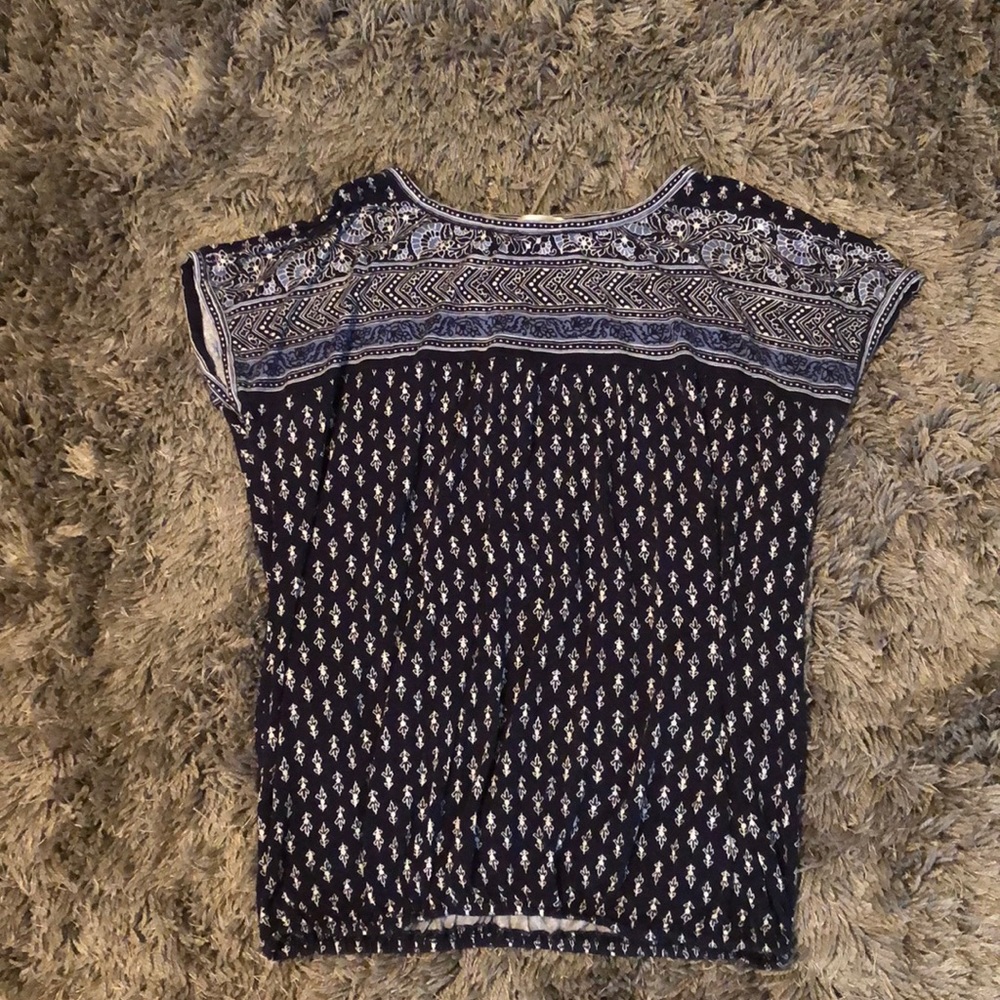 Cute patterned tank top with wide sleeves